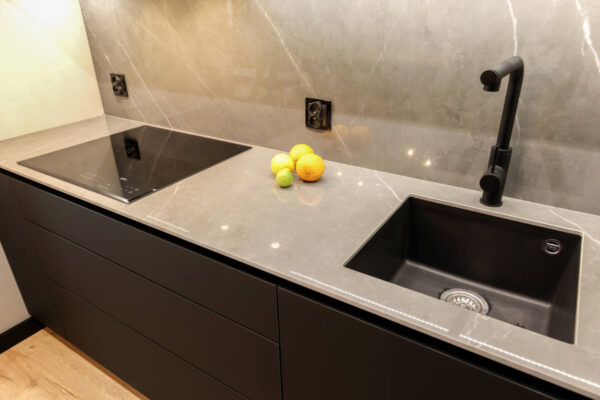 Spiek kwarcowy Laminam Naturali Pietra Grey