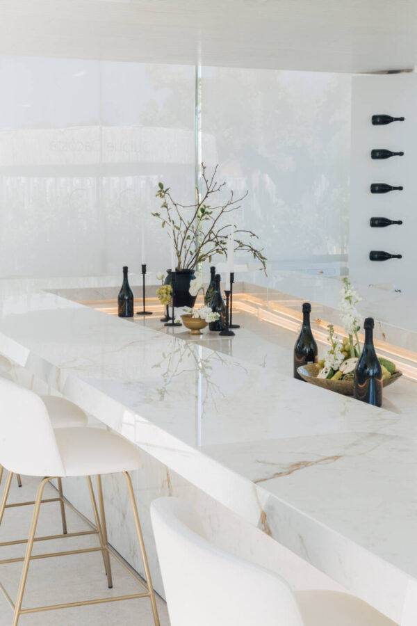 blat kuchenny ze spieku Neolith Abu Dhabi