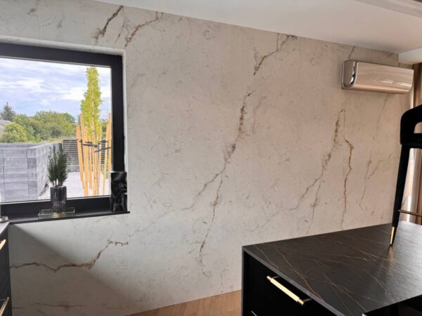 ściana ze spieku kwarcowego Neolith